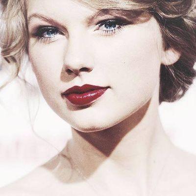 follow me i follow back♥☆★♣♧♡♥ tunisian swiftie zquadirectioner and proud ^^ pleaasee one direction follow me ♥☺☺