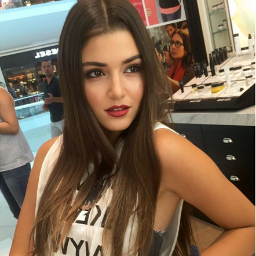 Dünyanın en kusursuz idolüne sahip olduğu için şanslı olanlardan #HandeErçel