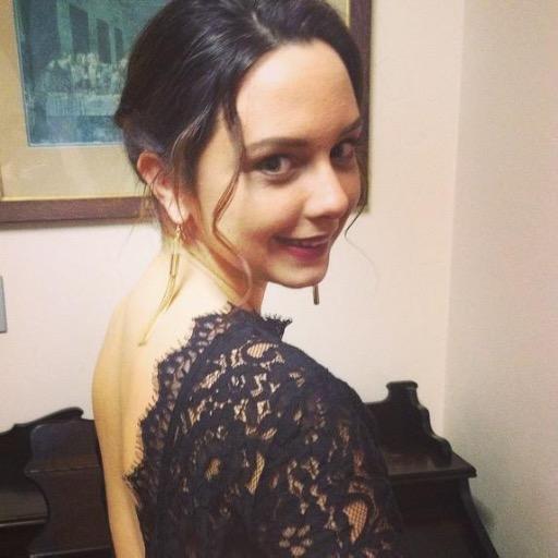 alannaives1's profile picture. 