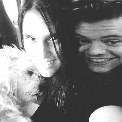 I'm 23,Linda is my lovely dog We are inseparable for 9 years!I love 1D and the 80's LY(LYNN)xx :-D 3