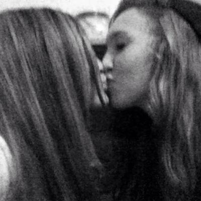 a6adc5ad13f0409's profile picture. ✊b͎a͎n͎d͎✊✊b͎i͎✊