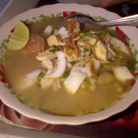 Lagi di sekitar kampus UMM kota Malang? Mampir yuk ke warung spesial soto Banjar kami | BBM : 51b06f2b | GSM : 085652294410