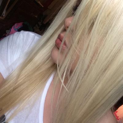 pretty as a daisy, careful if you pick me.