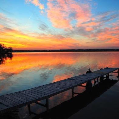 Sit back, put those feet up, and relax your mind. Let the chill vibes music take you on a journey to a state of relaxation and euphoria to help clear your mind.