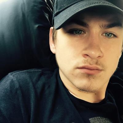 callum47275361's profile picture. laura lou