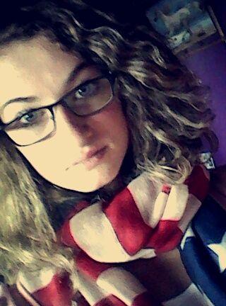 lena_foucher's profile picture. #14ans
instagram: lena.235
Ma passion: danse classique et j'ai fais de l'équitation.