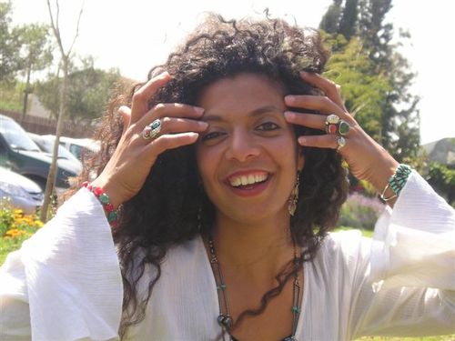 batchi7's profile picture. I love to feel good and smile