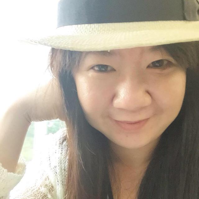 313emma313's profile picture. Pharmacist