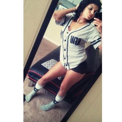 813badazz's profile picture. Instagram: @barbara.gonzalezz