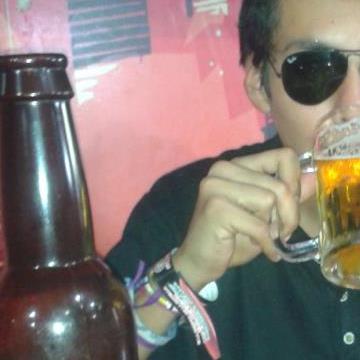 robertohernnx's profile picture. como de que no