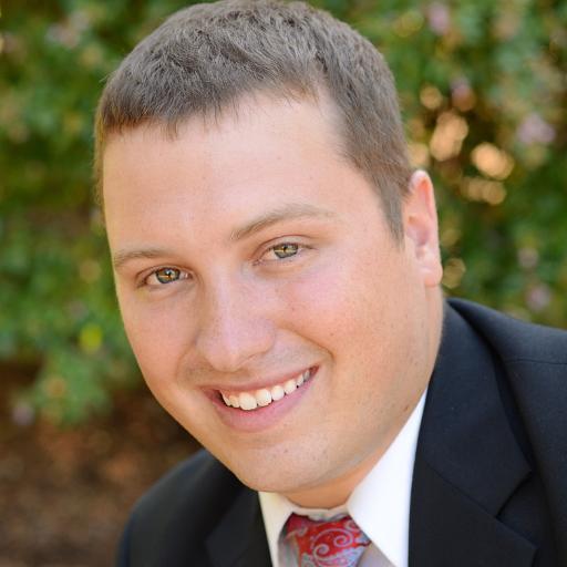 PortlandGarrett's profile picture. Blazers, Ducks, Mariners, and Cowboys. 

Assistant Football Coach at Estacada High School, OR. 

Formerly of @oregonsportnews