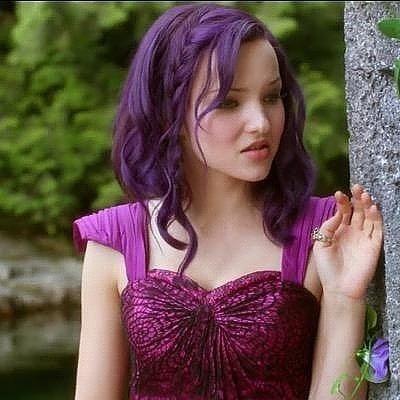 NotLikeMyMom's profile picture. We aren't our parents. Don't hurt my friends Carlos,Evie,or Jay. LongLiveEvil #Descendants #Literate {~AnyShip} #LCQ #V1. Single #V2. Single #MV