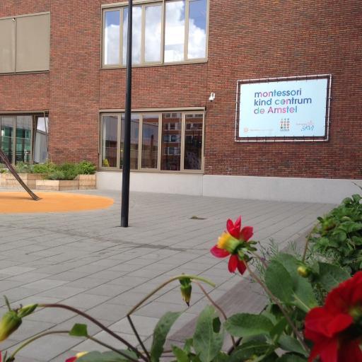 mkcdeamstel's profile picture. Montessori Kind Centrum De Amstel: Montessorischool de Amstel, Kinderopvang SKW en voorschool Dynamo in een integraal centrum.