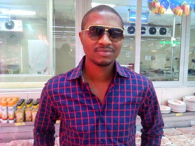 I am a sports pundit and love social media space.