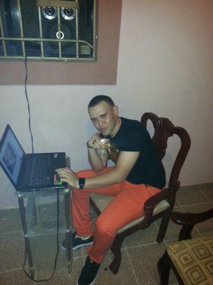 UN GRAN AMIGO UN DIAS DIJO LO MODALES FORMAN AL HOMBRE