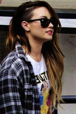 xDemisWarrior's profile picture. Thank you Demi for making me Strong! Now I am a warrior.
Ask for a Follow Back.