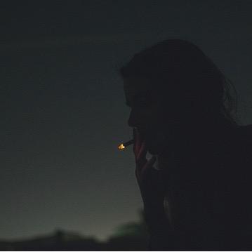 Howtosurvive_8_'s profile picture. Depressive de mon