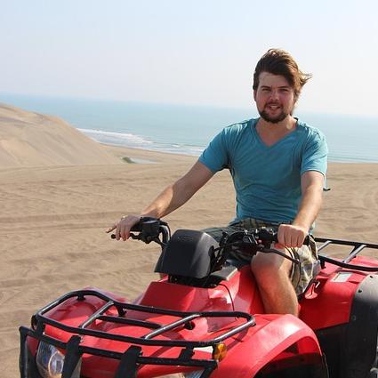 juanjoesqui's profile picture. NO TODOS LOS TWEETS TIENEN UN POR QUÉ O UN POR QUIÉN