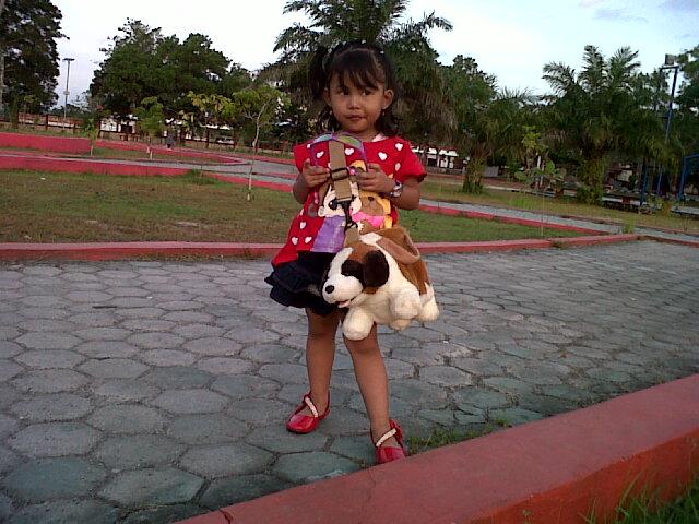 nadiafaleria1's profile picture. 