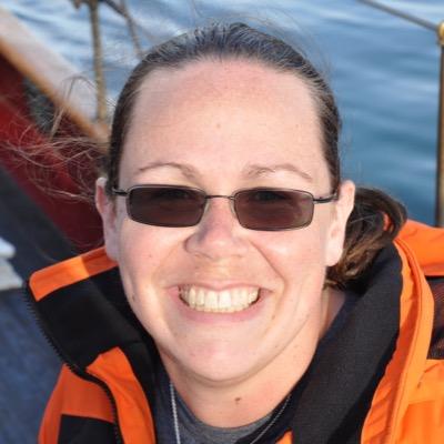 thelizlingpyrat's profile picture. Boating, art, mental health, tech, science fiction, adventures, and ramblings on daily life. But mostly boats. :)