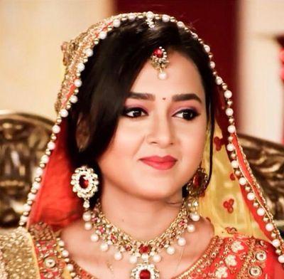 Huge fan of Swaragini.Diehrted fan of Tejaswi aka Ragini