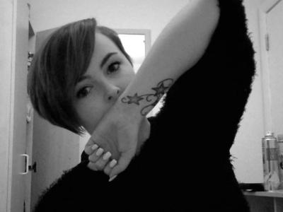 sawleysk's profile picture. Aquellos que me desean l peor, tienen que soportar que me ocurr o mejor. ''Con Dios & Los SanTos'' T Amo Cris