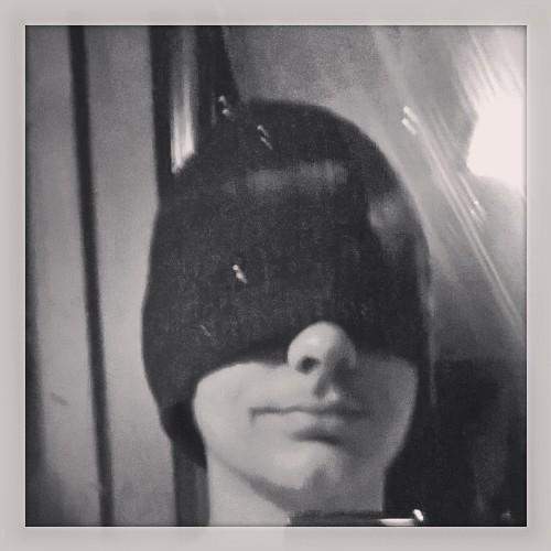 howwedo3332's profile picture. If you didn't read my header, then read it, you'll know everything then.