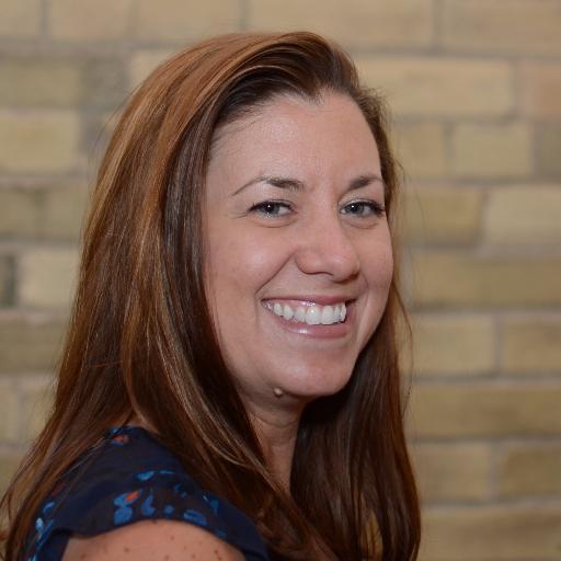 Dog Lover | Summer Outdoor Enthusiast | Sports Fan | Director, Customer Marketing @D2L