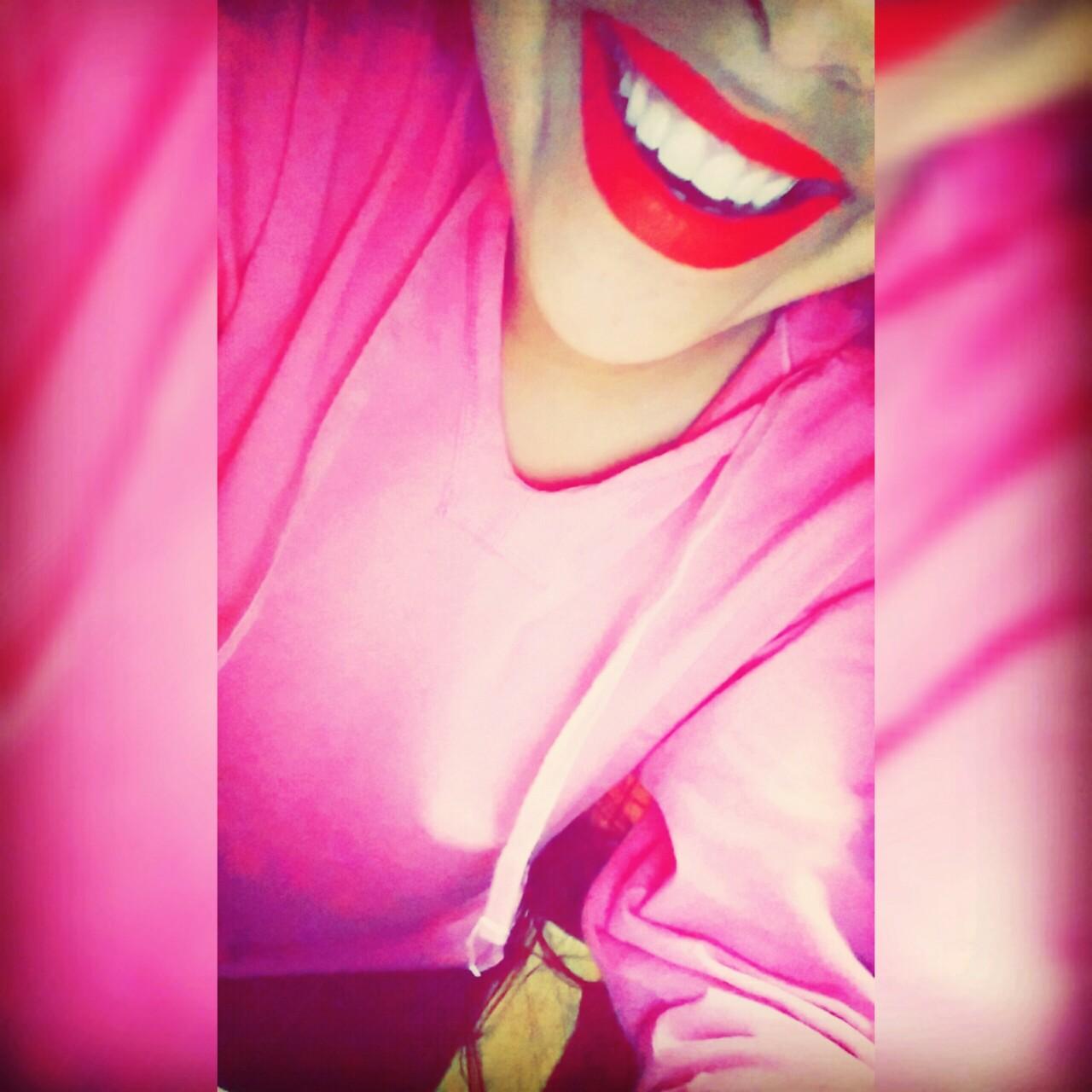 rosacardozo8's profile picture. Nada mejor que vivir
la vida, ser feliz con
uno mismo y no
preocuparse por lo
que la gente piensa
de ti.
:3