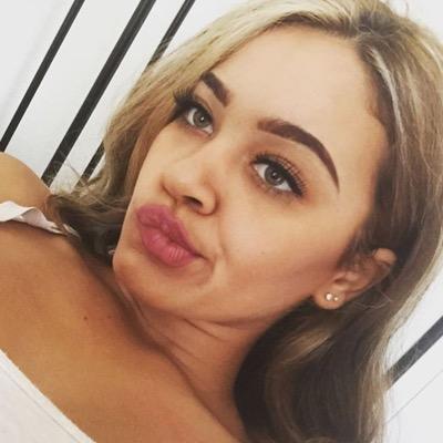 danielarpgupm's profile picture. she got the devil look but she has the soul of an angel.