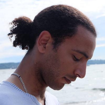 At the intersection of sports & politics. Founder: @SportsPolitika. Subscribe: https://t.co/ijwy3S2sdh