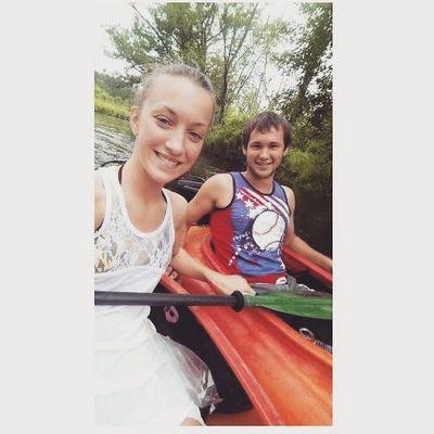 idamiller102497's profile picture. the one thing I've learned in life is that it goes on so do what makes you happy an be with who makes you happy!✨