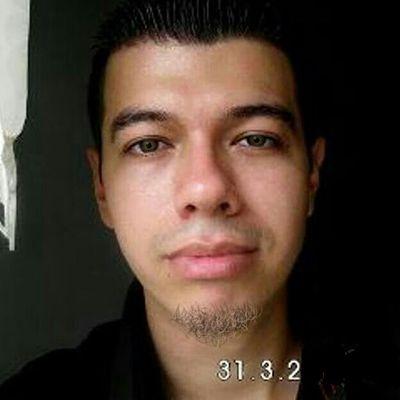 Pedrolopez237's profile picture. Licenciado en Educación. + de 6 años de experiencia como profesor de Biología y Química.