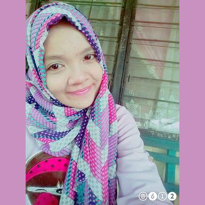 Walaupun beribu masalah datang ☺ tapi harus tetap tersenyum