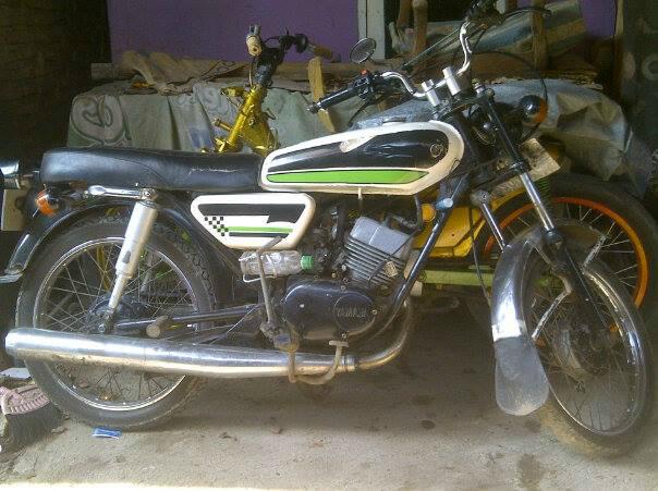 ezzaar_08198's profile picture. 