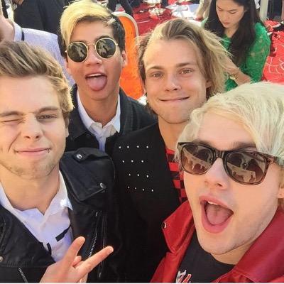 NEW BROKEN SCENE
