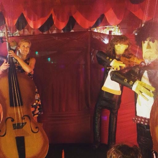 works with music, publishing & books | passion for music, Sambuca & Vienna | loves music, abstruse & pretty things |