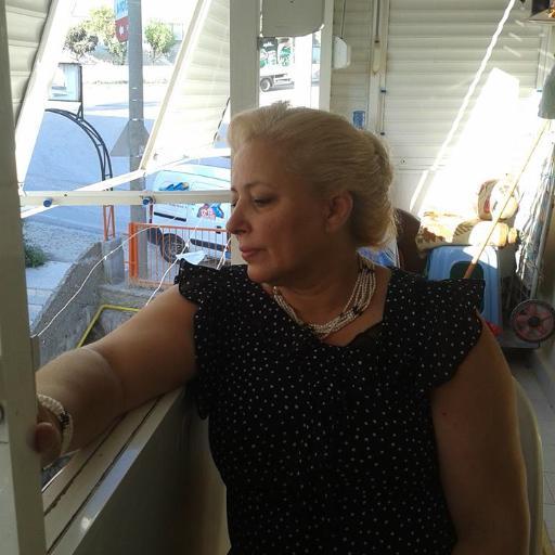 cevriye35's profile picture. HAYAT, BÜTÜN YAPTIKLARINA İNAT SENİ EN GÜZEL ŞEKİLDE YAŞAMAYA DEVAM EDECEĞİM...