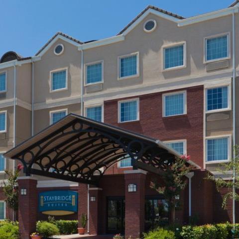 Staybridge Suites Sacramento - Natomas. For an overnight stay or an alternative to a corporate apartment . Beautiful all-suite hotel in a friendly environment.