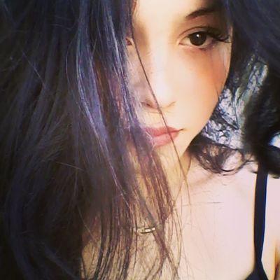 CristinaVlad9's profile picture. 