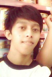 i'am food and drink,singing and dance, my hoby: football,bulu tangkis,bola,dll.
film kesukaanku : doraemon,digimon,hamtaro,ninja ranger,bakugan,naruto,beyblade,