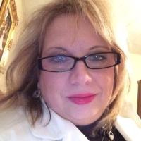 Lisa Shinault  - @lisa_shinault Twitter Profile Photo