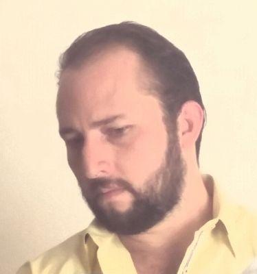 ramses_vera's profile picture. amo a mi familia, catolico por convicción.