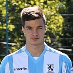 Oficijelni Twitter profil.  Fudbaler, rođen 26.02.1992. Član 1. TSV 1860 München i A reprezentacije Crne Gore.   https://t.co/GOb9oFanV4 http://t.co/XMPhvg6TbL