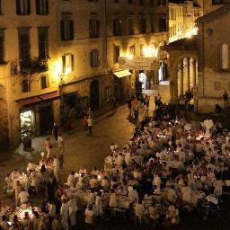 Banchetto Inconsueto Appetitoso Notturno Conviviale Orvietano