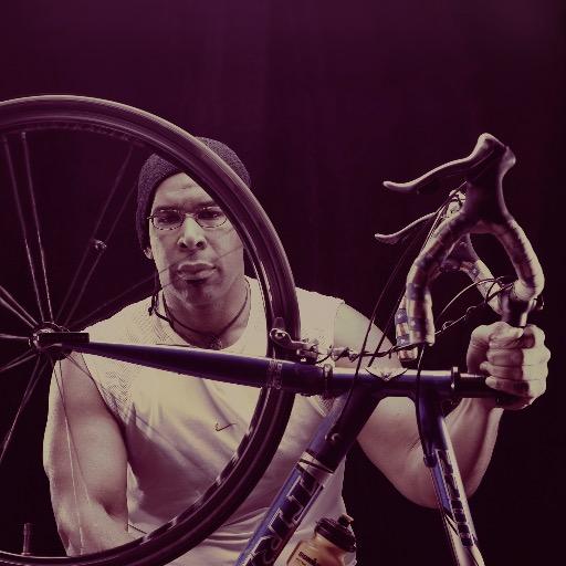 thehumanhigh5's profile picture. Hugger of half a million plus people in 50 states and 42 countries since since 2001!