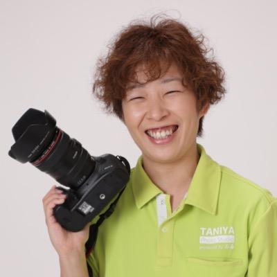 千葉県香取市の谷屋呉服店の7代目。 TANIYA Photo Studioの店長してます。 くるくるパーマのカメラマンです。 呉服、着物、振袖、写真館、フォトスタジオ、前撮り、七五三