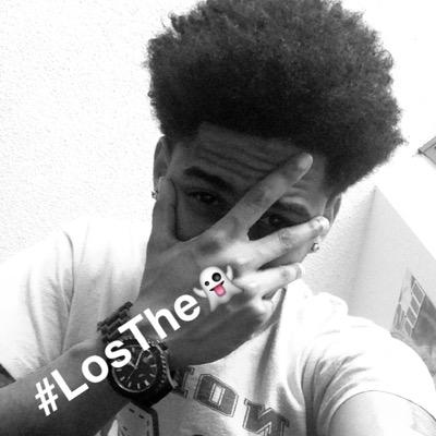 producer/song writer #Lostheghost follow i follow back snapchat:losmagnificent #Wiu18