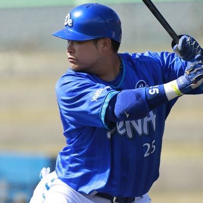 横浜DeNAベイスターズ大好きです！！ ベイスターズのことについてツイートして行こうと思うので、ベイスターズファンの方々ぜひフォローお願いします！！ ベイスターズ優勝！！          メインアカウントのフォローもお願いします！→@Obyt3