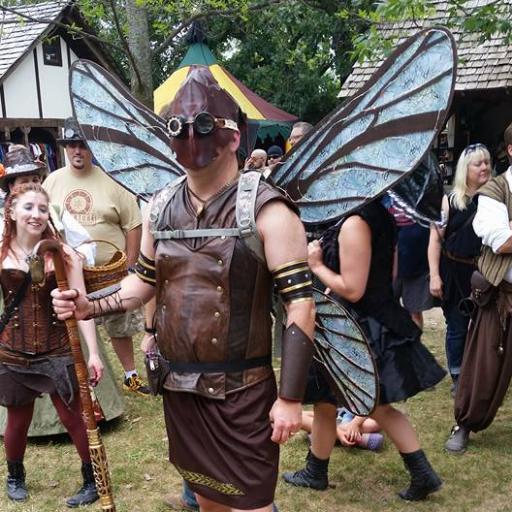 father of 4, geek, runner, engineer, steampunk, cosplay, robots, C/C++, C#, assembly, embedded devices, lasers, plasma cutters, CNC. love it all :)